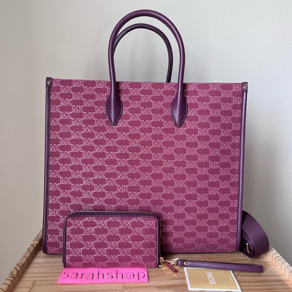 🌼Michael Kors Set - Picture 2 of 16